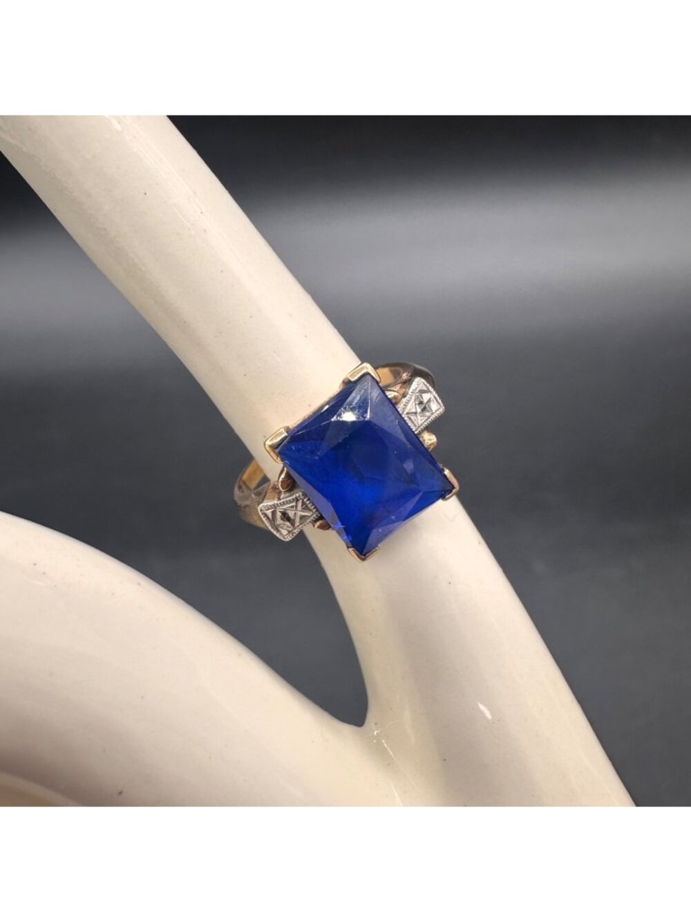 Vintage Gold Ring Blue Stone Art Deco 10K Estate Jewelry Statement Cocktail Sz 5